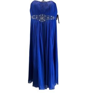 Formal Wear: New Blue Strapless Chiffon Long Gown With  Beaded Embellishment.